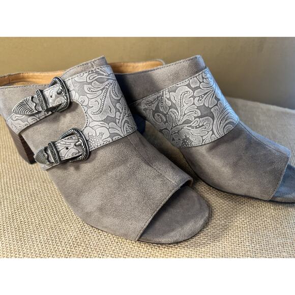 Yellow Box Sayda Taupe Gray Slides Mules with Buckles--Women's Size 10 - Picture 2 of 16